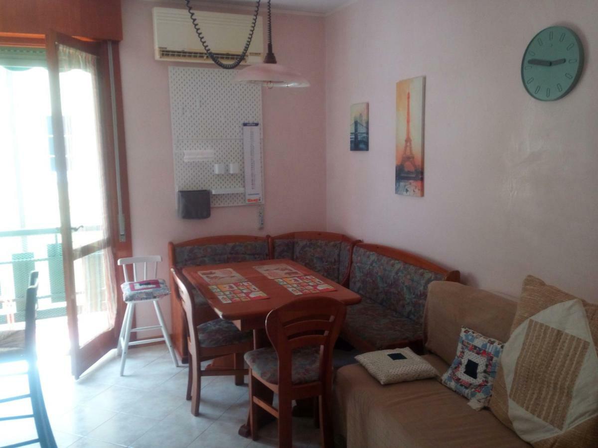 Appartamento Perco Riva Slataper 그라도 외부 사진